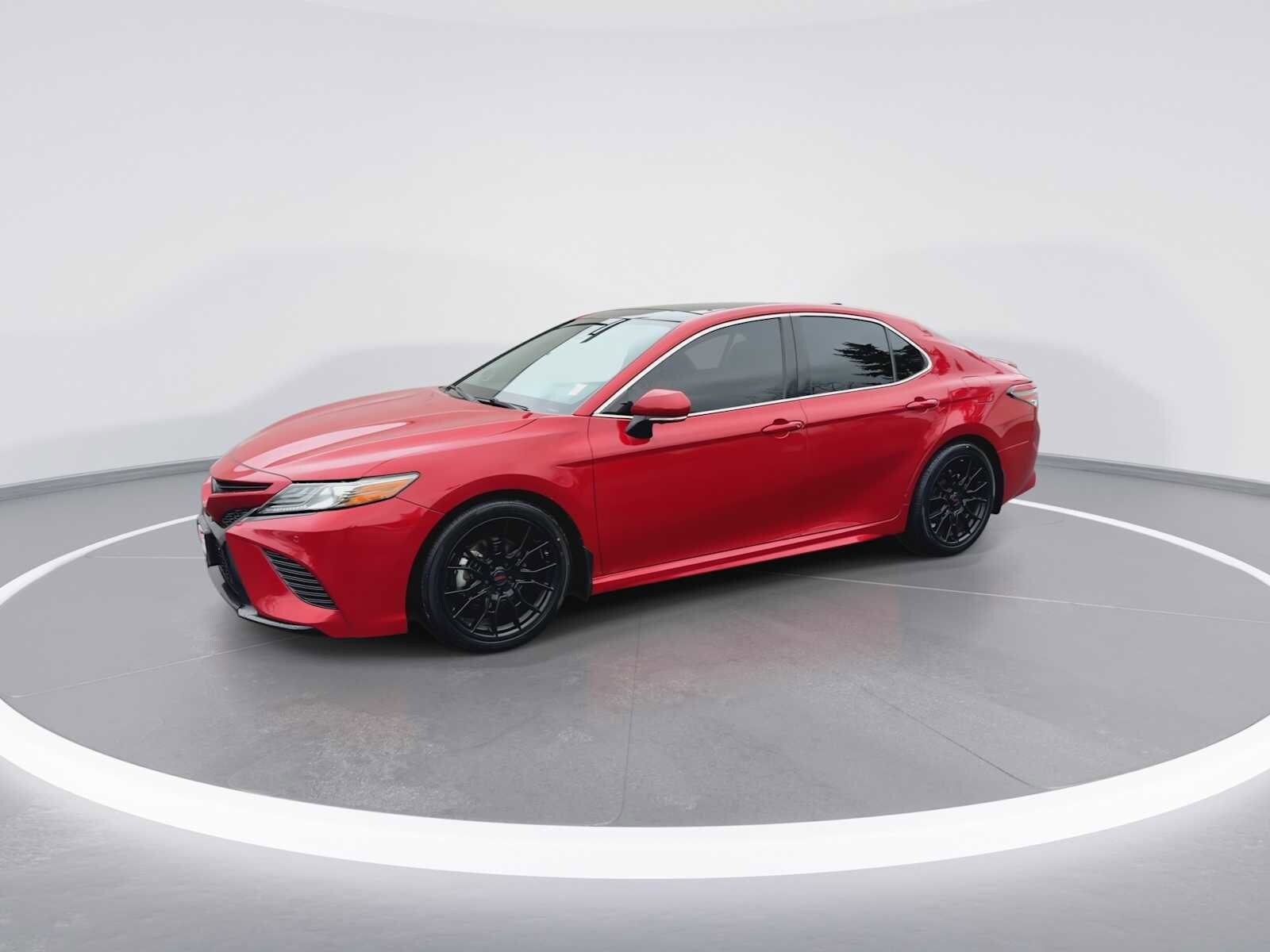 Thumbnail: 2019 Toyota Camry - 4