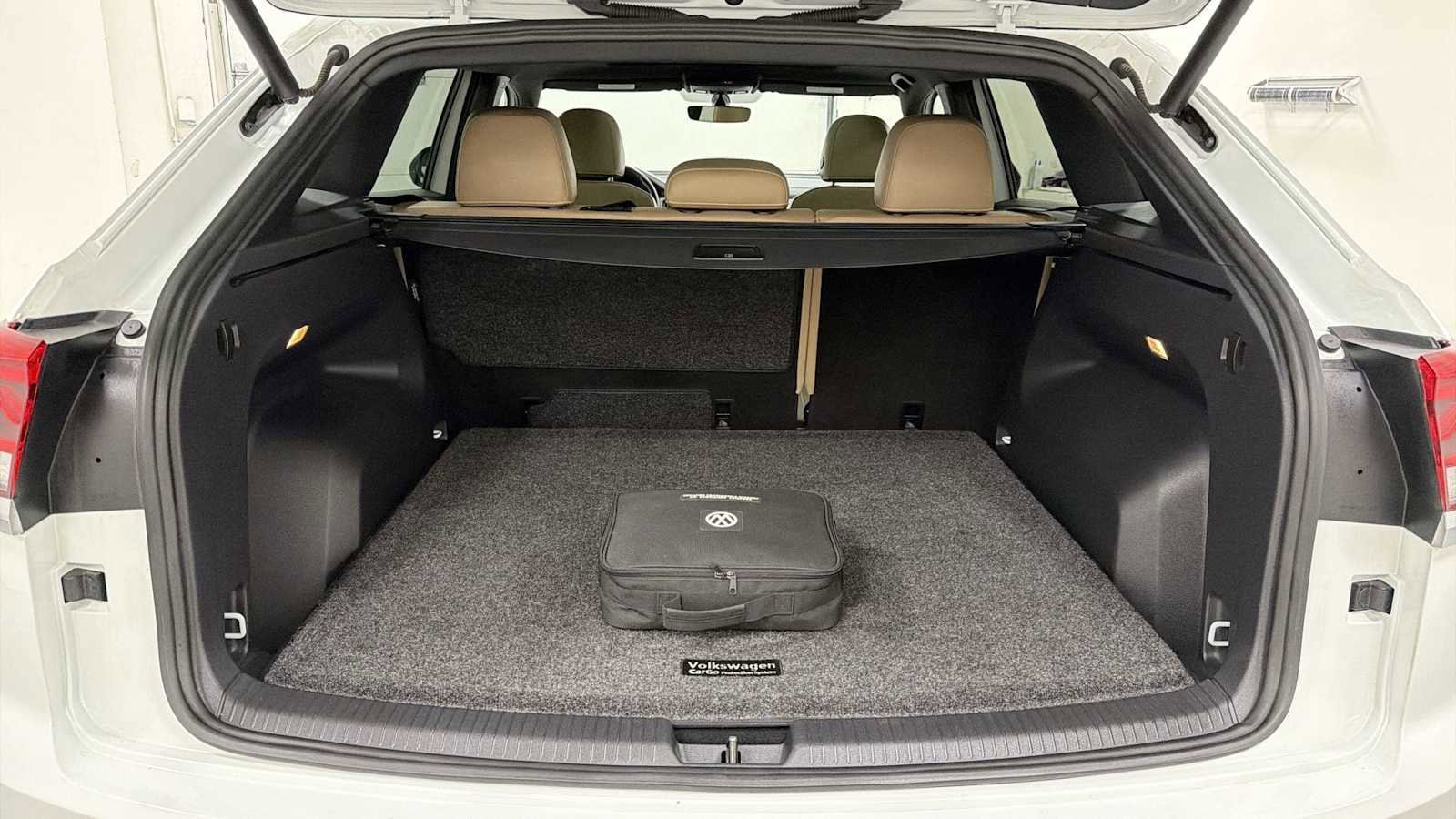 Thumbnail: 2020 Volkswagen Atlas - 27