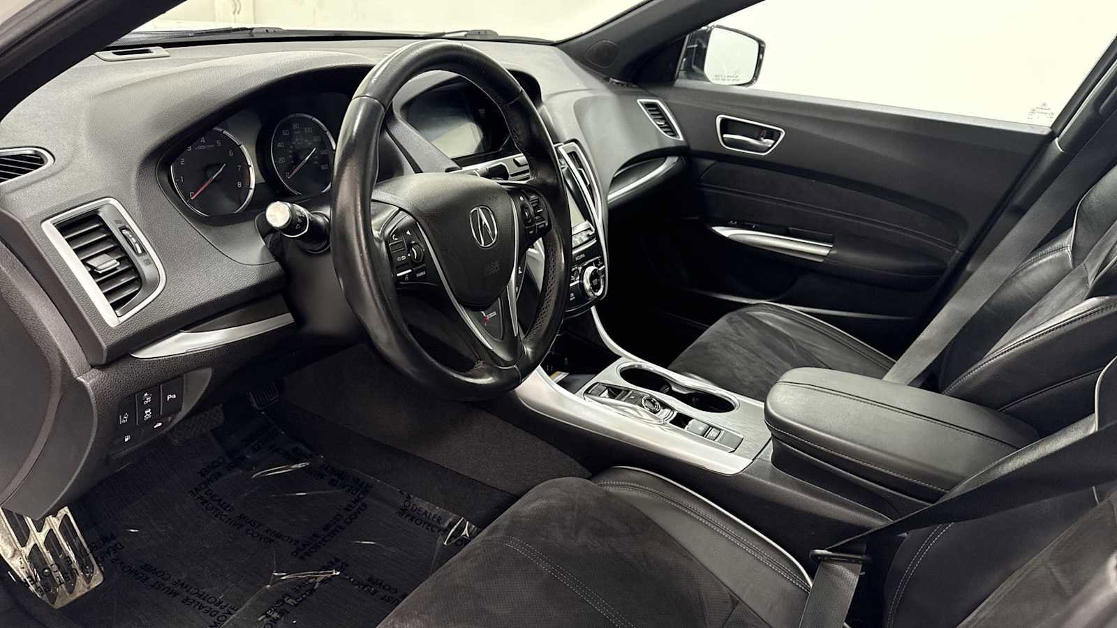 Thumbnail: 2019 Acura TLX - 12