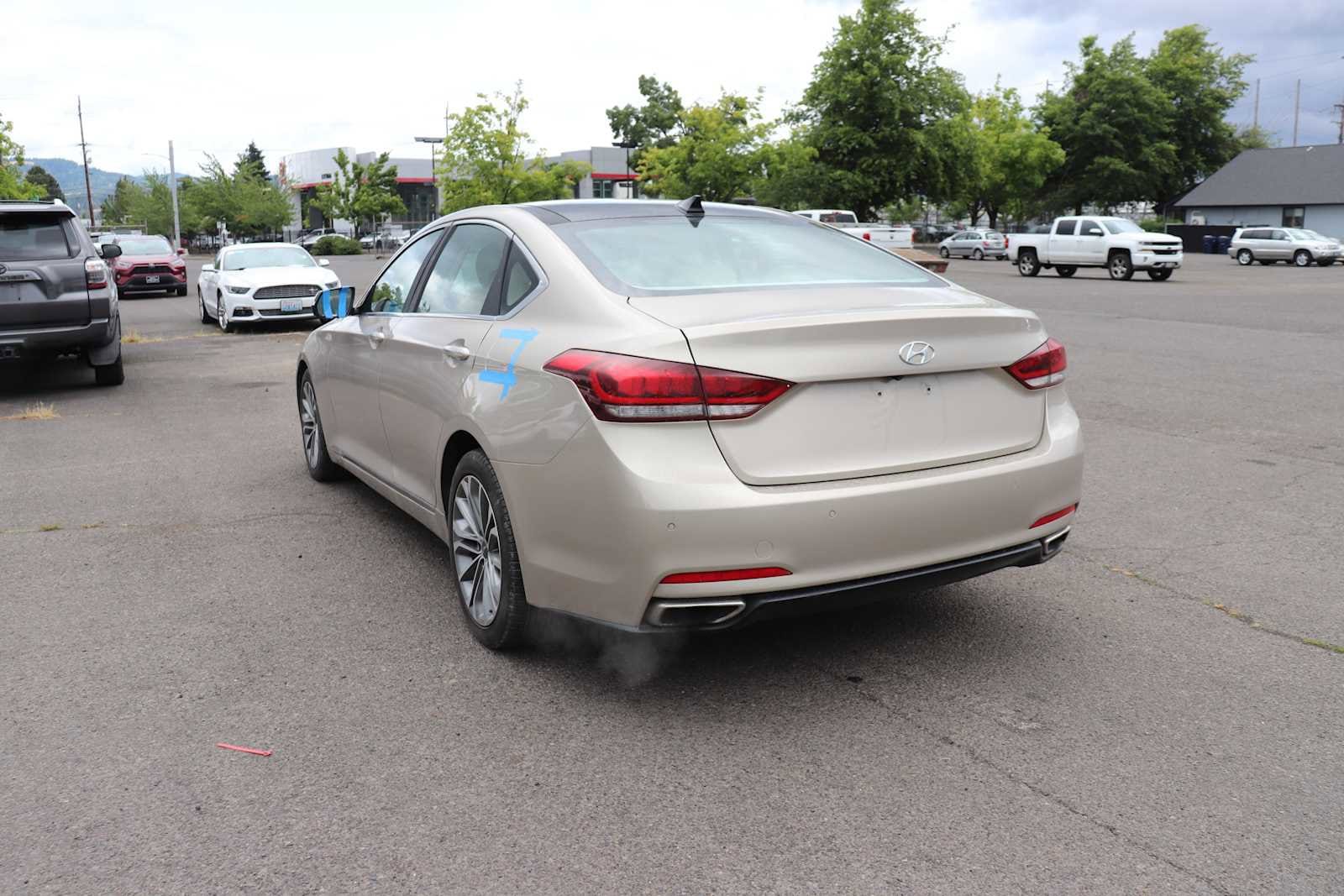 Thumbnail: 2015 Hyundai Genesis - 7