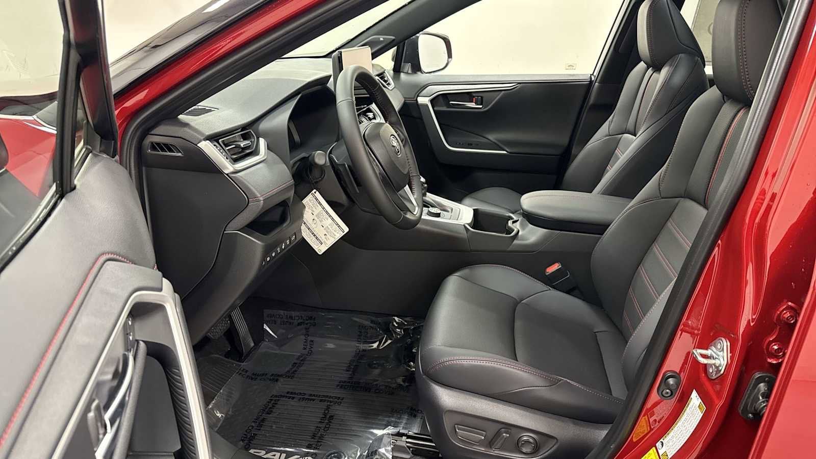 Thumbnail: 2025 Toyota RAV4 - 13