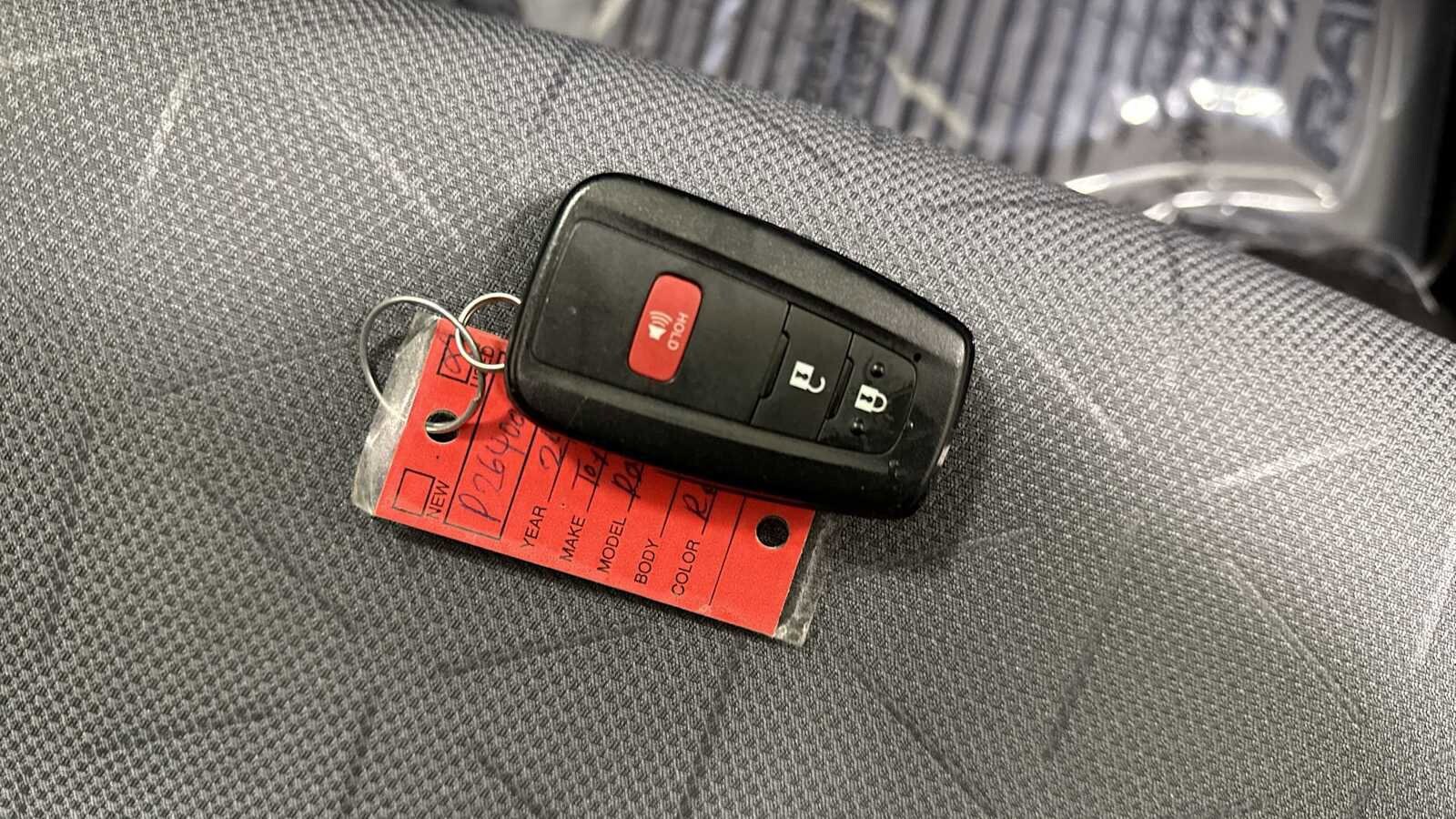 Thumbnail: 2024 Toyota RAV4 - 31