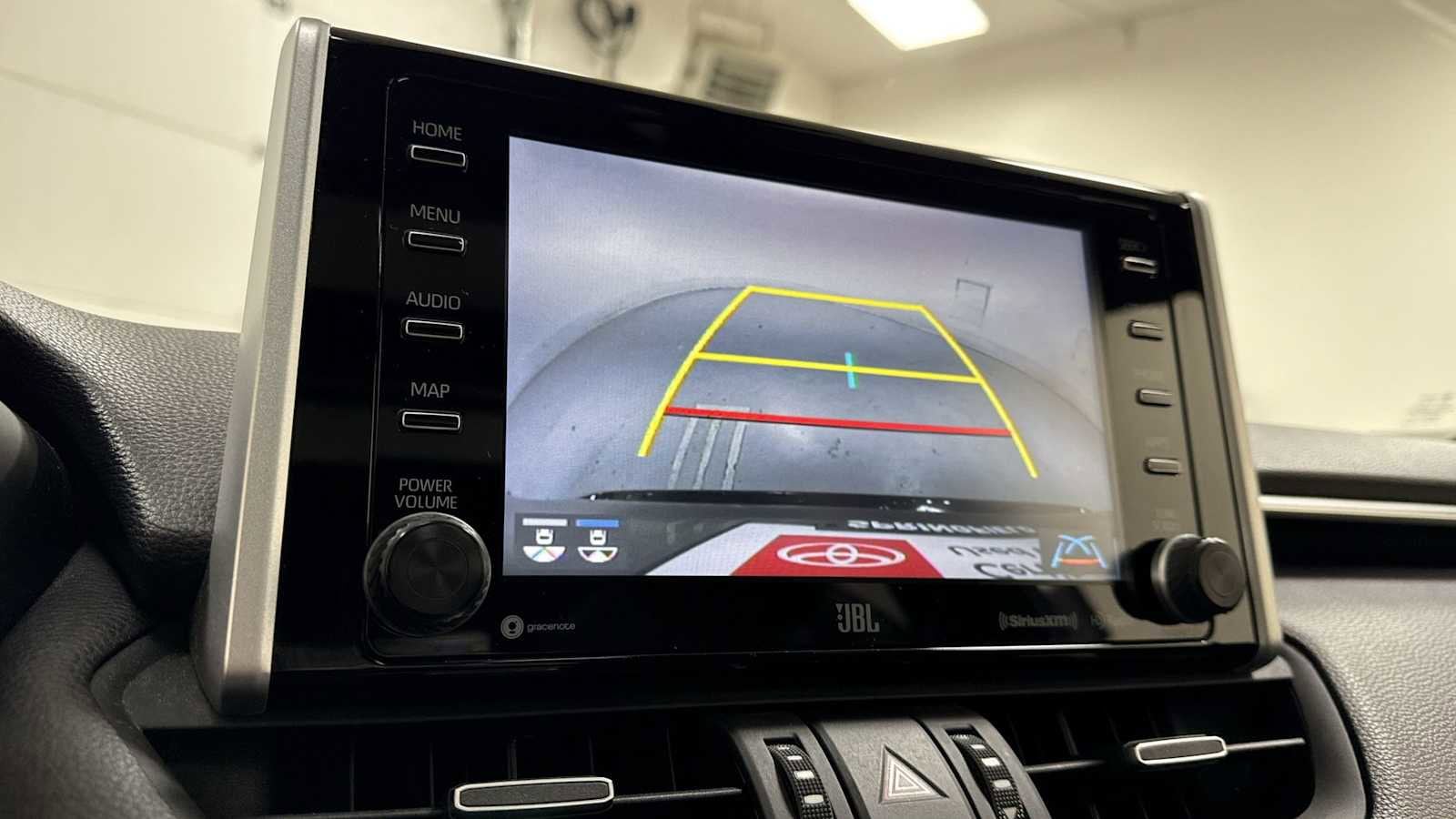 Thumbnail: 2019 Toyota RAV4 - 19