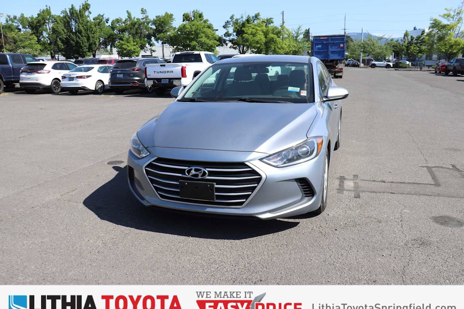 2017 Hyundai Elantra SE Hero Image