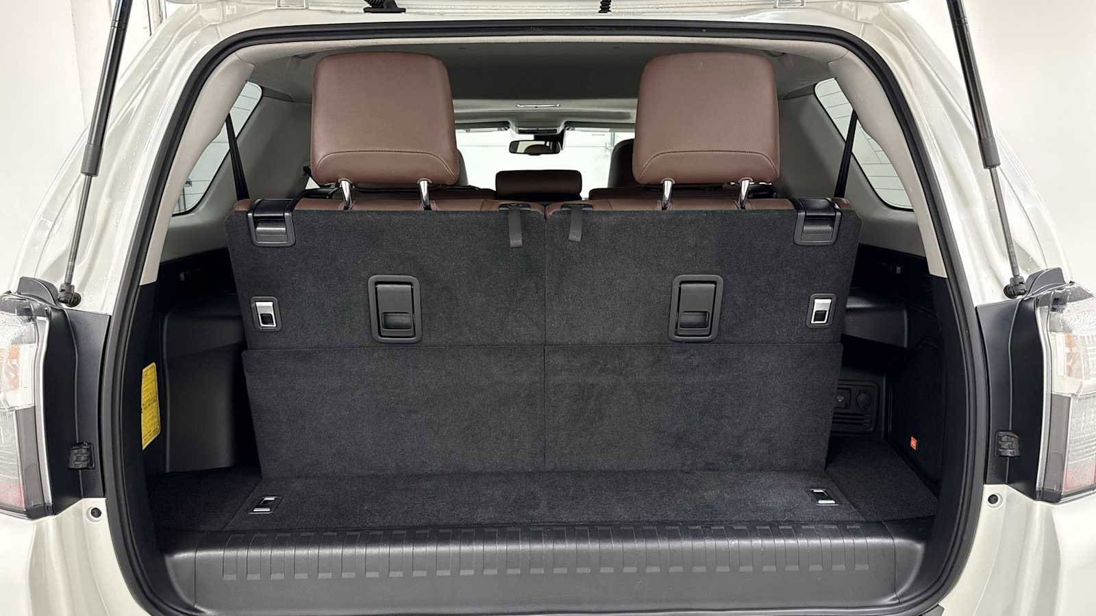 Thumbnail: 2022 Toyota 4Runner - 29