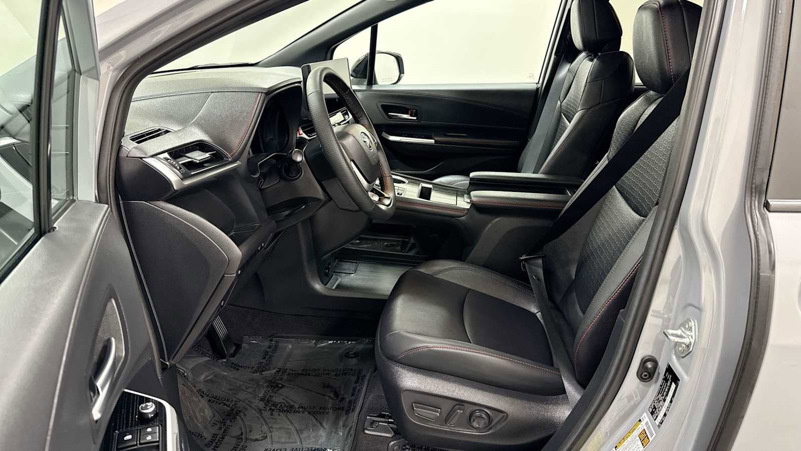 Thumbnail: 2025 Toyota Sienna - 13
