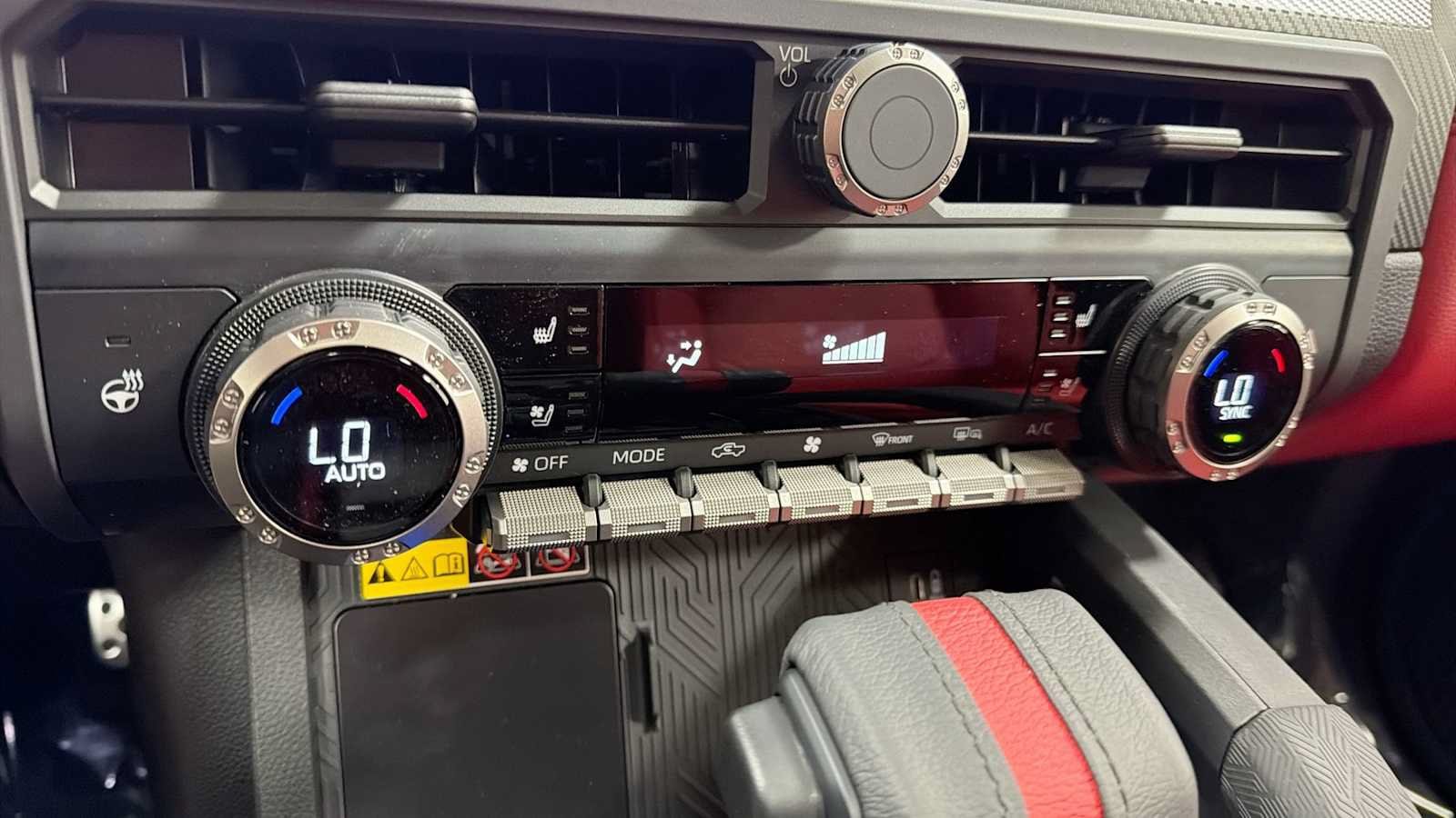 2026 Toyota Tacoma TRD Pro - Photo 21