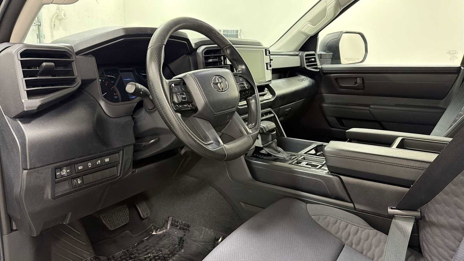 Thumbnail: 2023 Toyota Tundra - 12