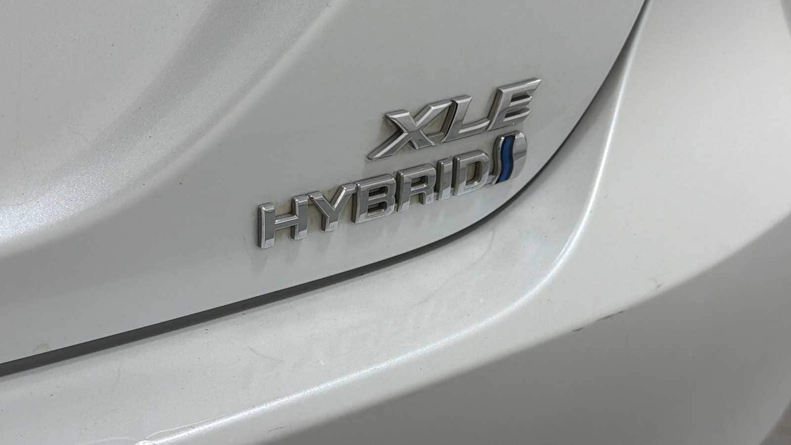 Thumbnail: 2018 Toyota Camry - 28