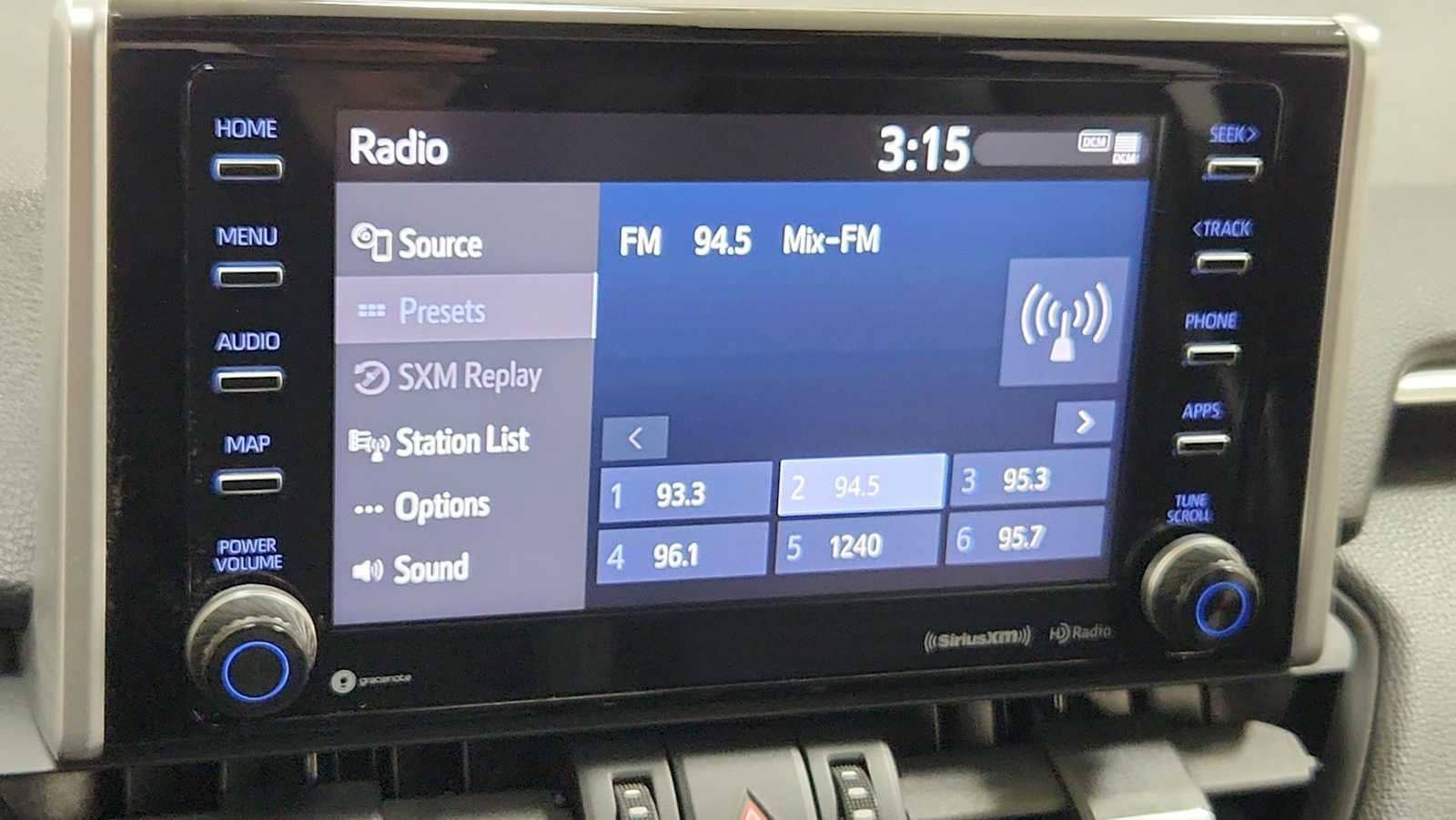 Thumbnail: 2020 Toyota RAV4 - 18