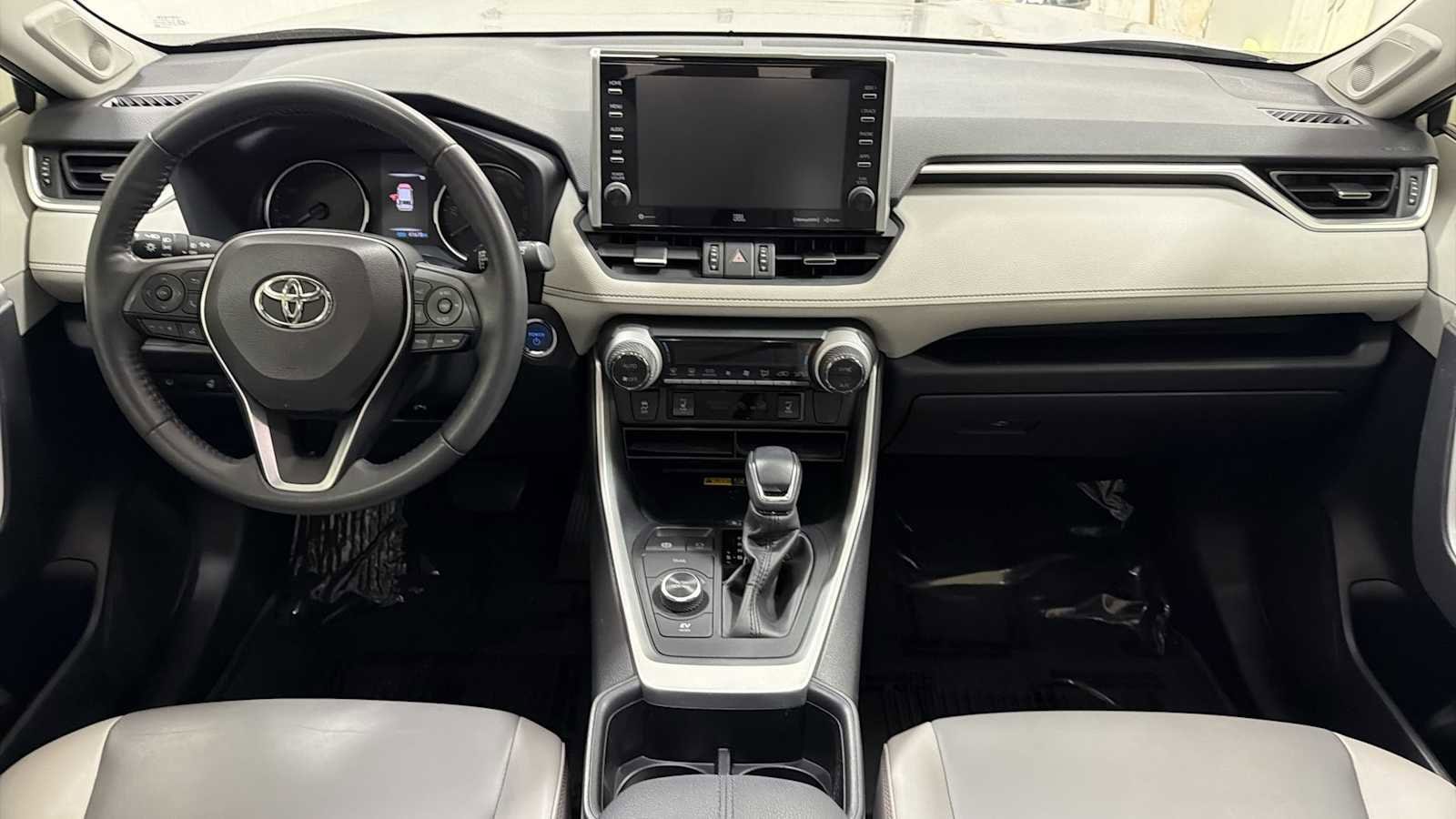 Thumbnail: 2022 Toyota RAV4 - 26