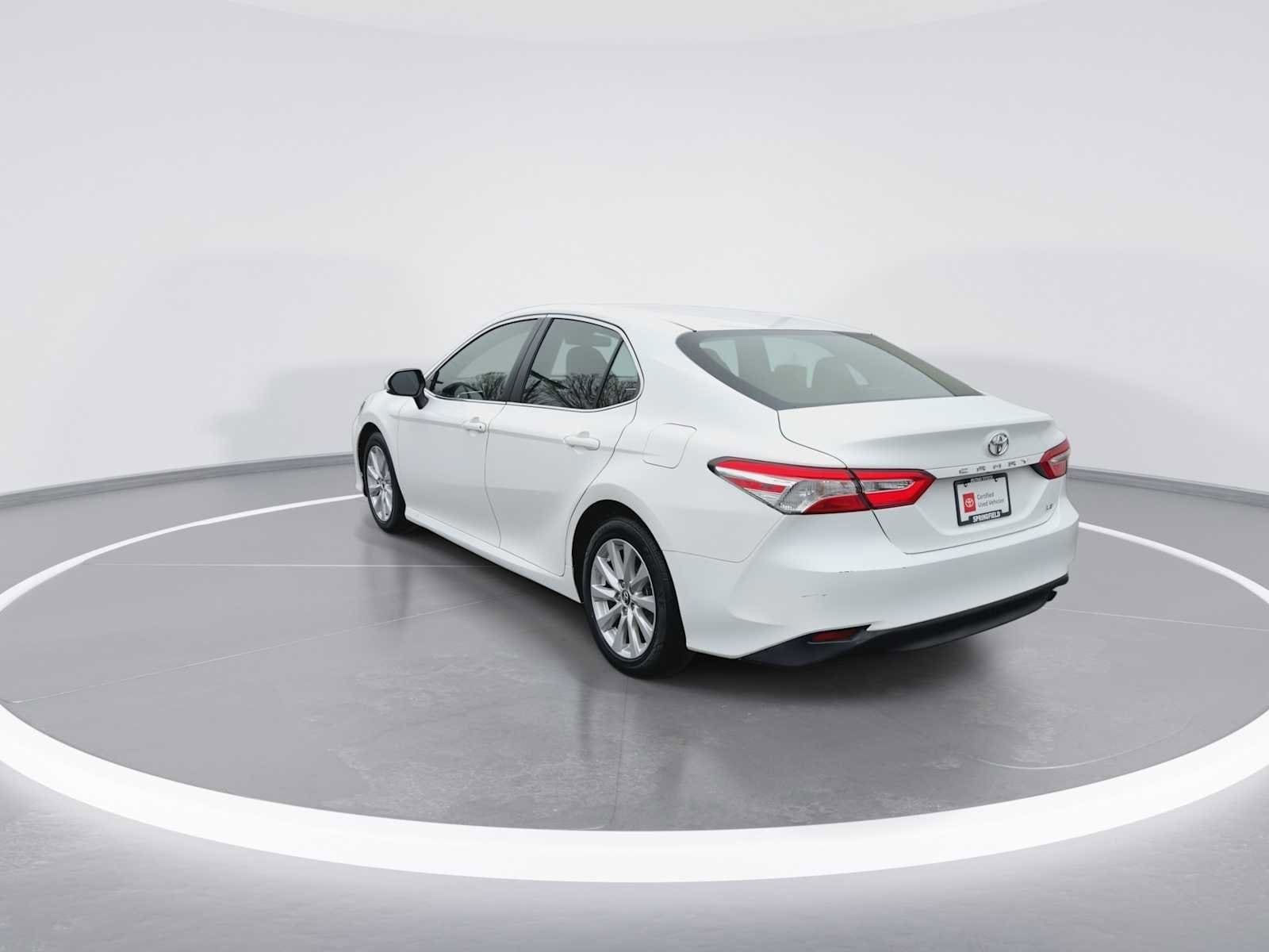 Thumbnail: 2018 Toyota Camry - 6