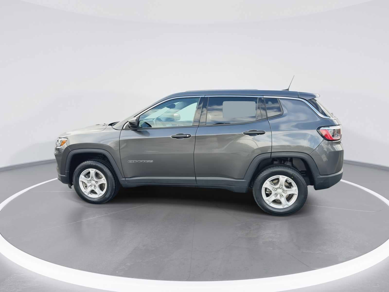 Thumbnail: 2022 Jeep Compass - 5