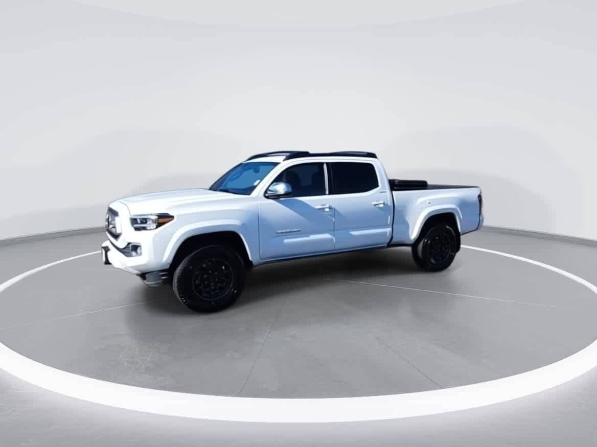 Thumbnail: 2021 Toyota Tacoma - 4