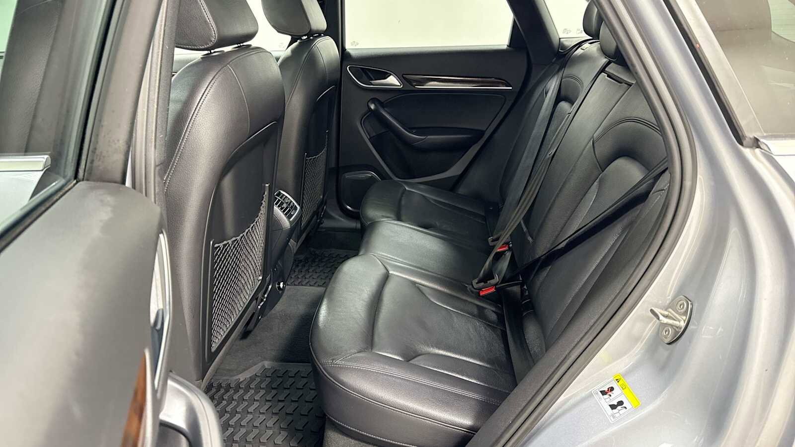 Thumbnail: 2015 Audi Q3 - 25