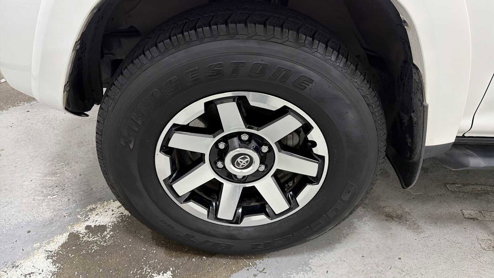 Thumbnail: 2022 Toyota 4Runner - 10