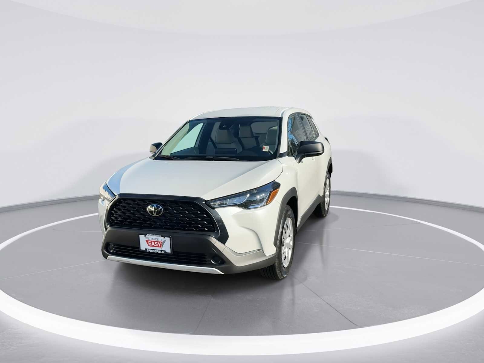 2022 Toyota Corolla Cross L photo 3