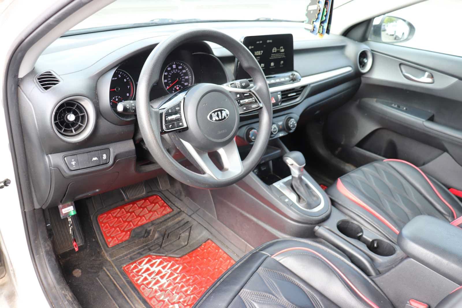 Thumbnail: 2021 Kia Forte - 10