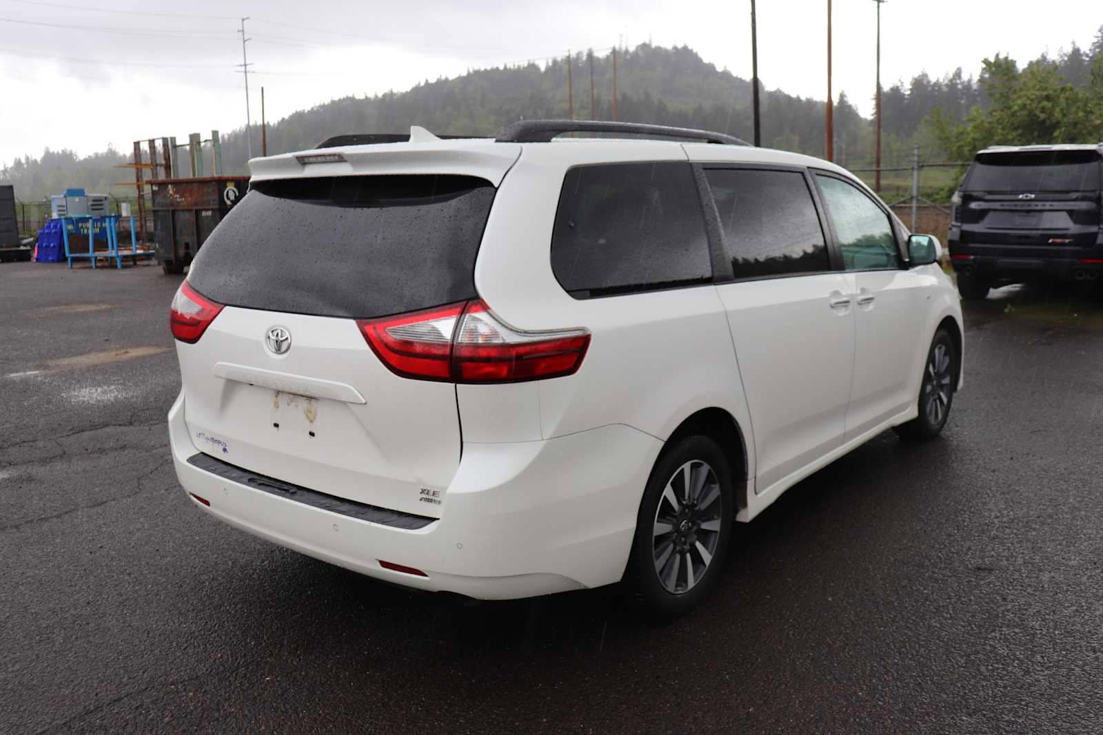 Thumbnail: 2020 Toyota Sienna - 5