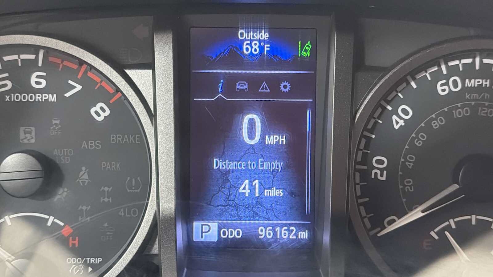 Thumbnail: 2020 Toyota Tacoma - 17