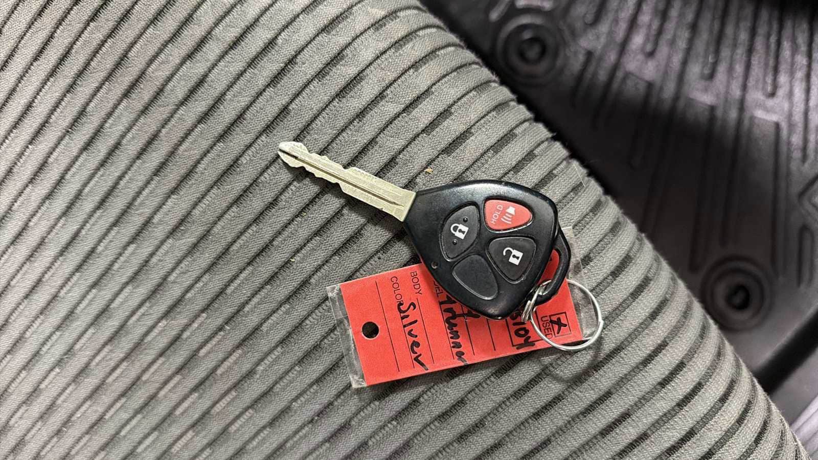 Thumbnail: 2016 Toyota 4Runner - 31