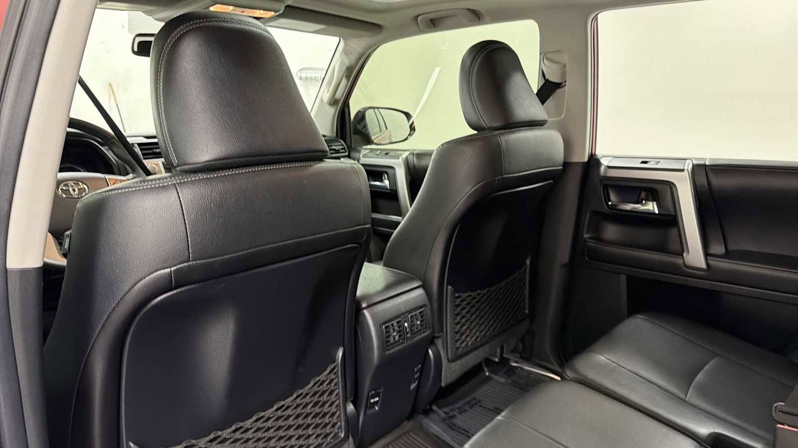 Thumbnail: 2017 Toyota 4Runner - 26