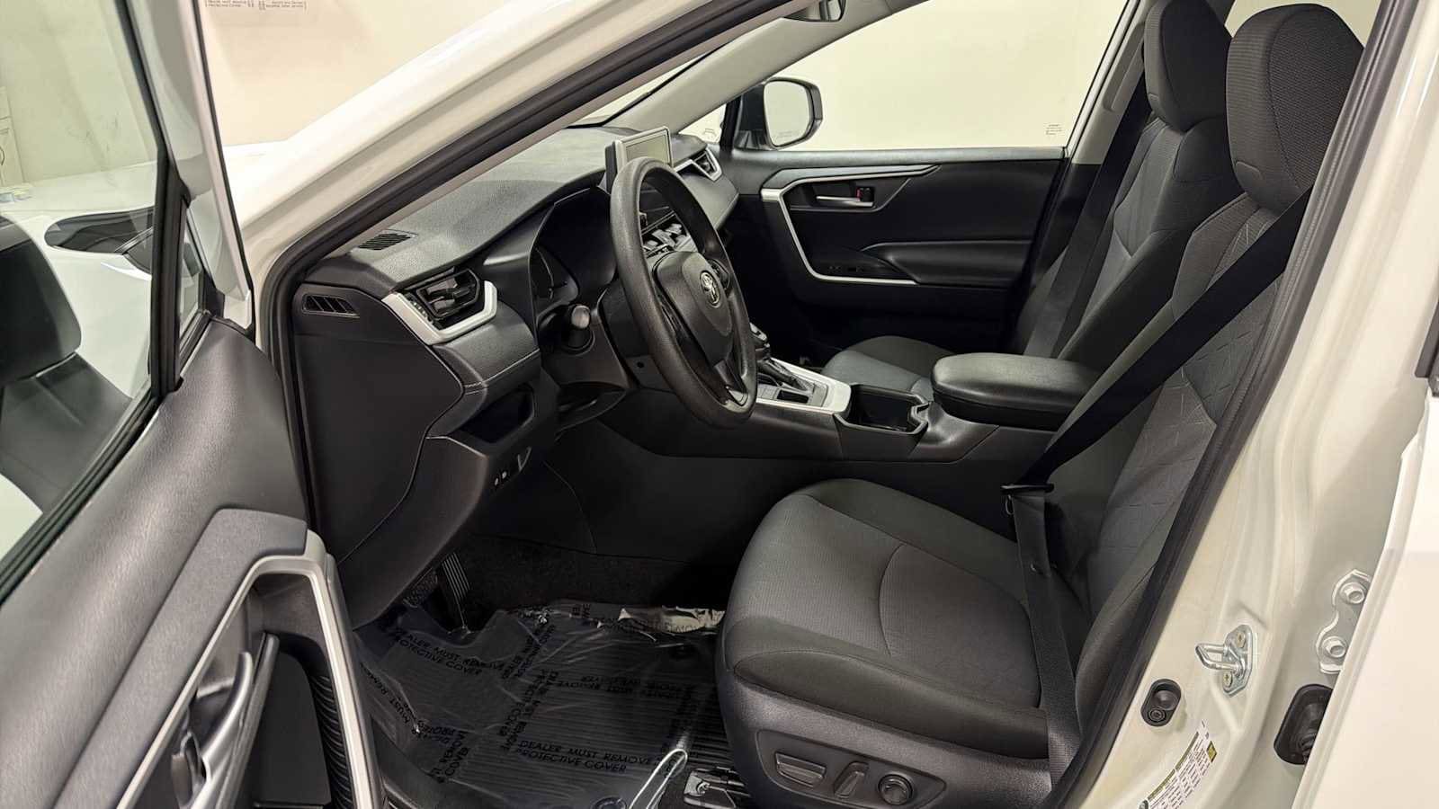 Thumbnail: 2025 Toyota RAV4 - 13