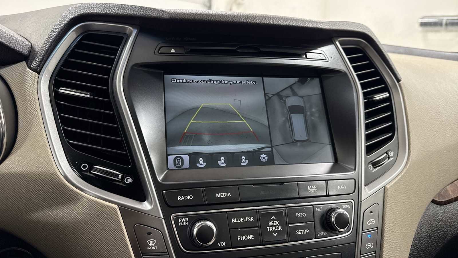 Thumbnail: 2017 Hyundai Santa Fe - 19