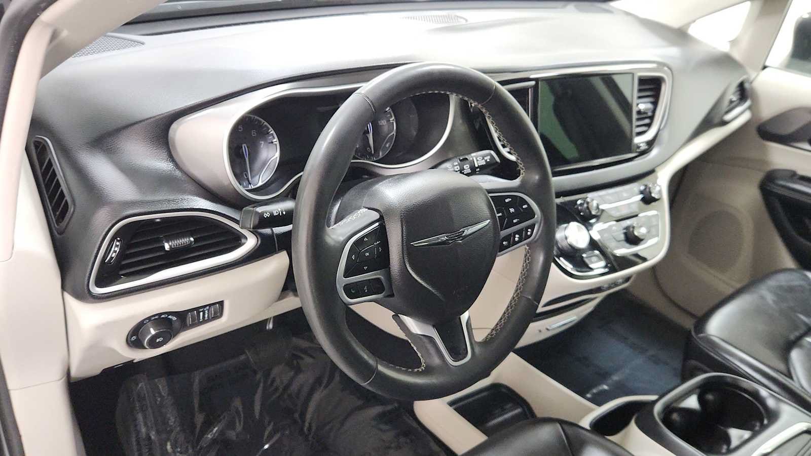 Photo 12