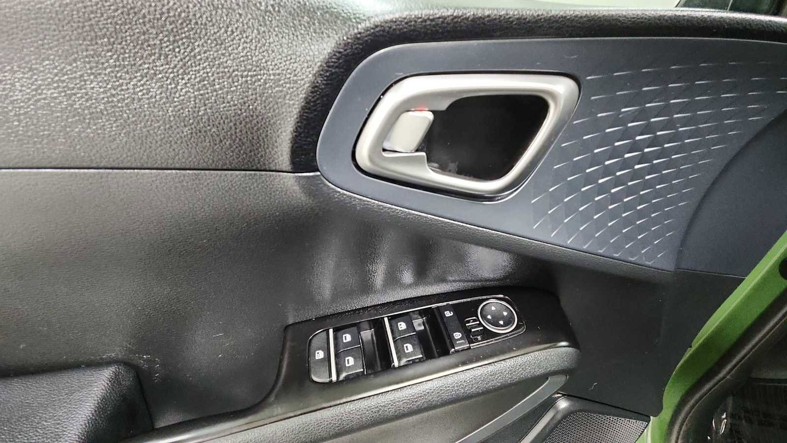 Thumbnail: 2023 Kia Soul - 15