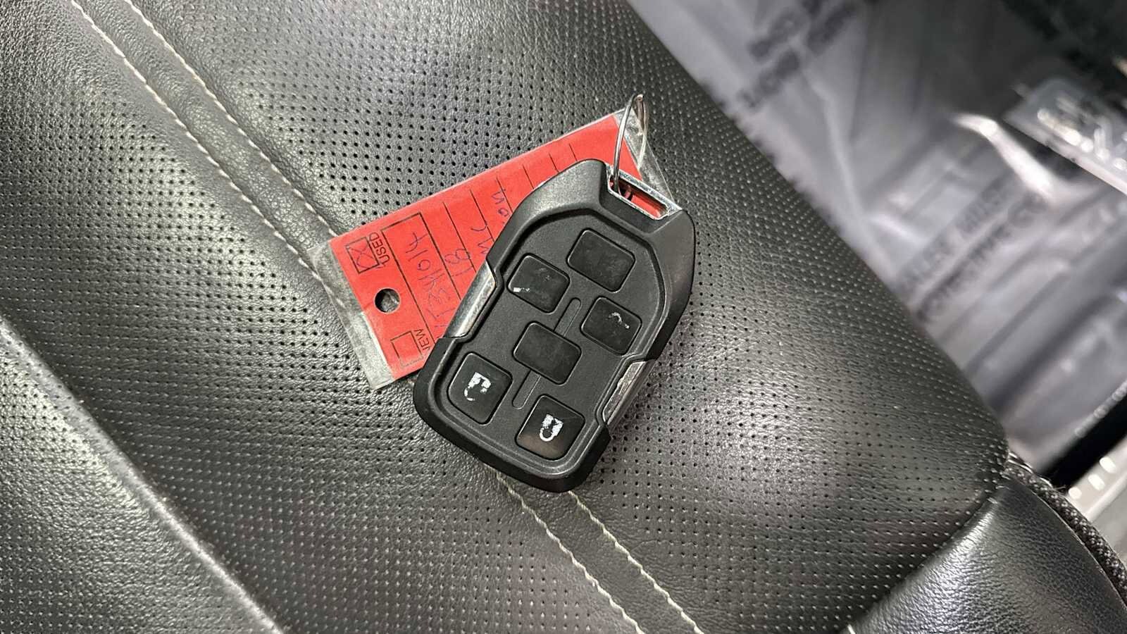 Thumbnail: 2018 GMC Yukon - 33