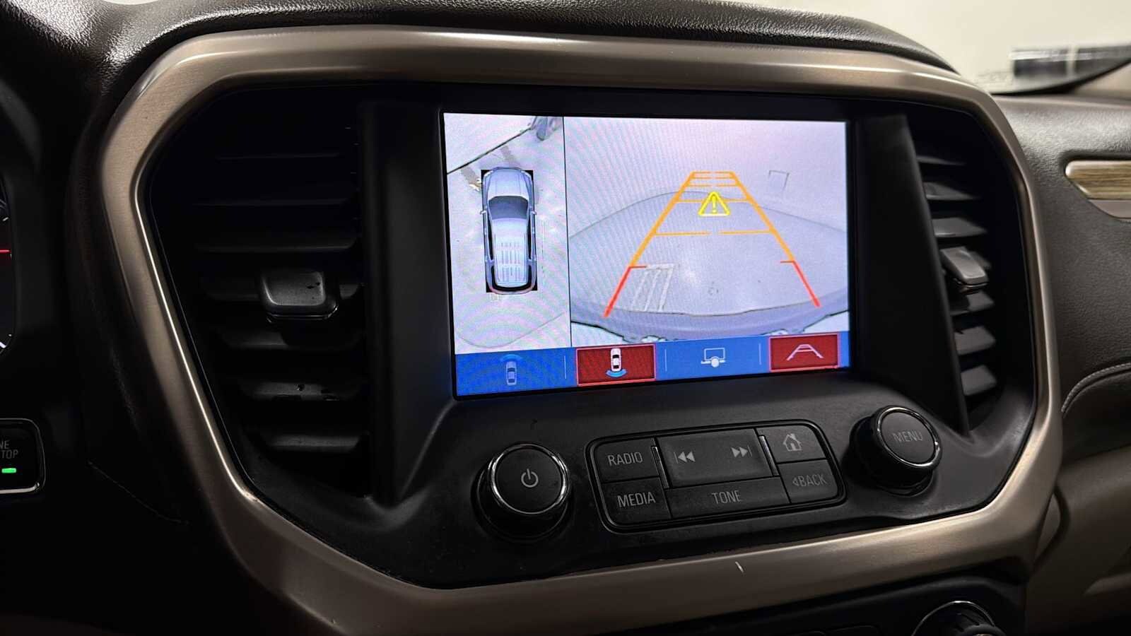 Thumbnail: 2017 GMC Acadia - 20