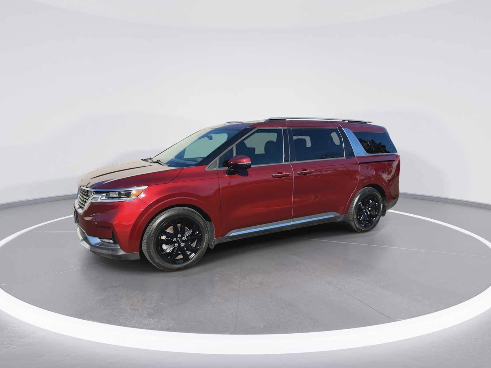 Thumbnail: 2022 Kia Carnival - 4