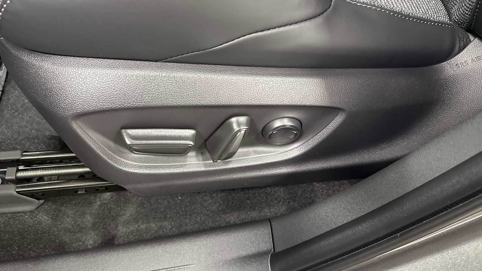 Thumbnail: 2026 Toyota bZ - 14