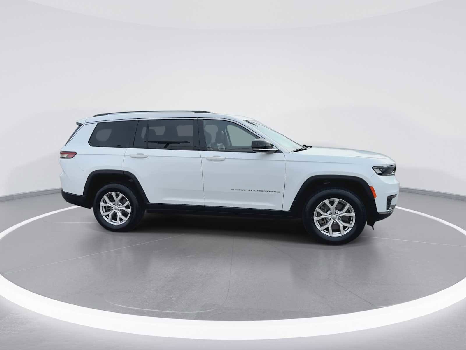 Thumbnail: 2021 Jeep Grand Cherokee L - 9