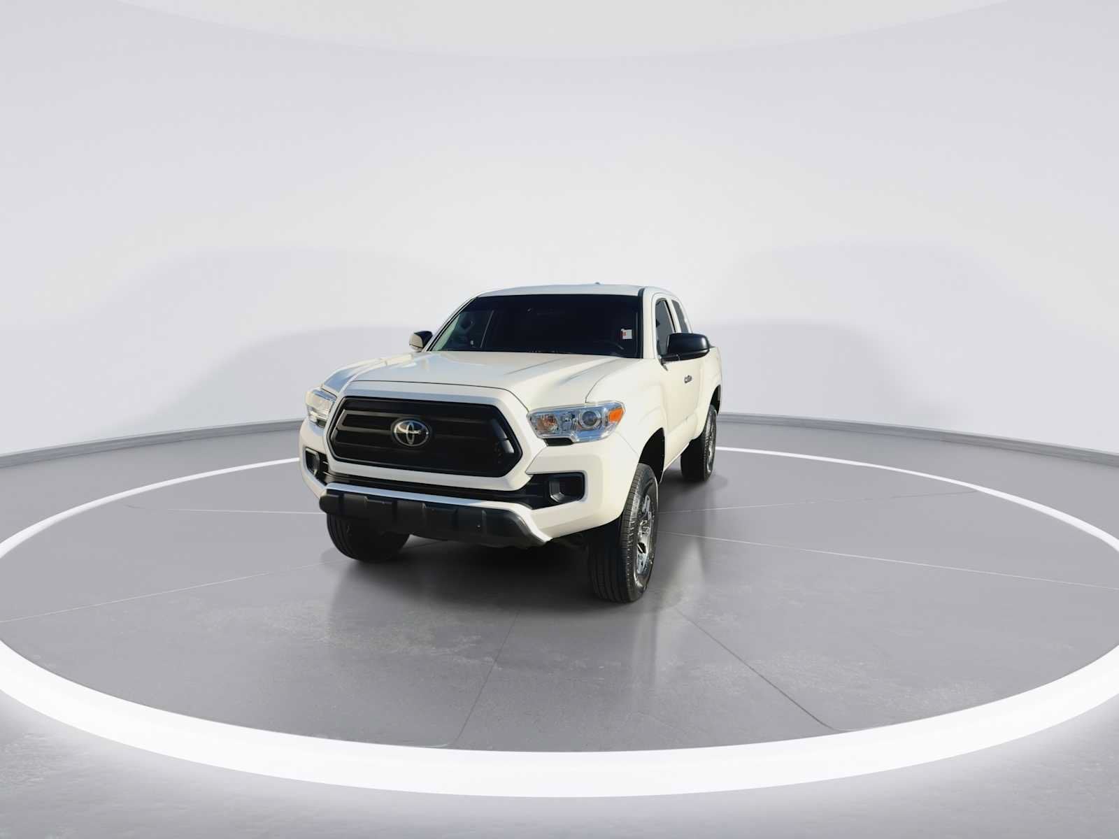 Thumbnail: 2022 Toyota Tacoma - 3
