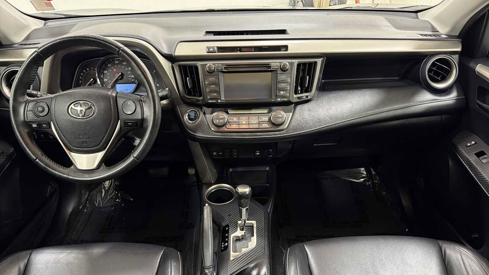 Thumbnail: 2015 Toyota RAV4 - 27