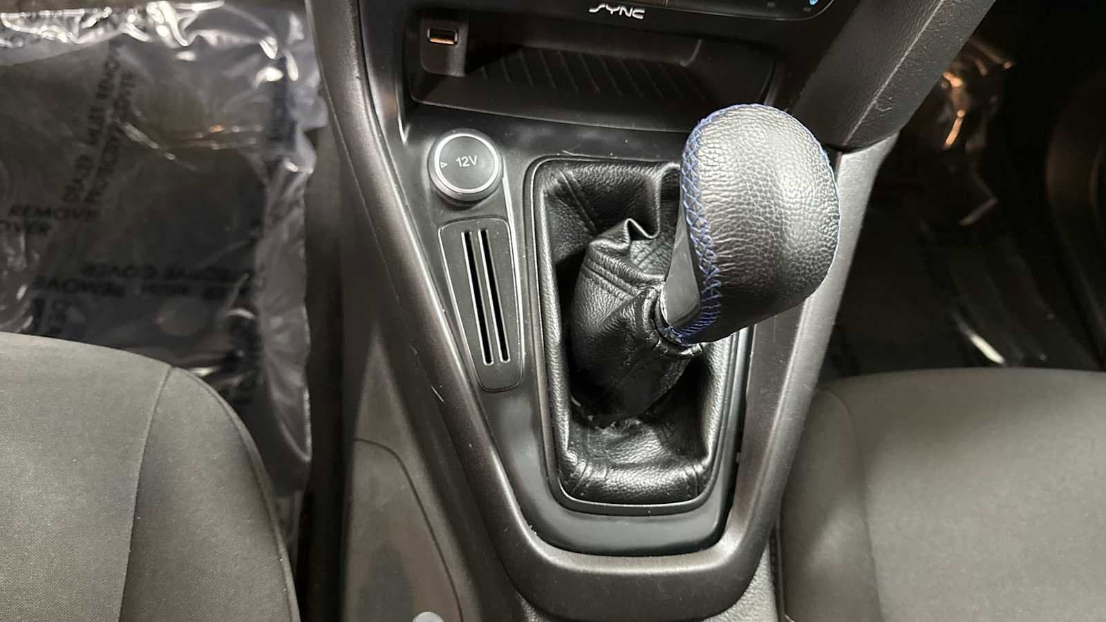 Thumbnail: 2017 Ford Focus - 21