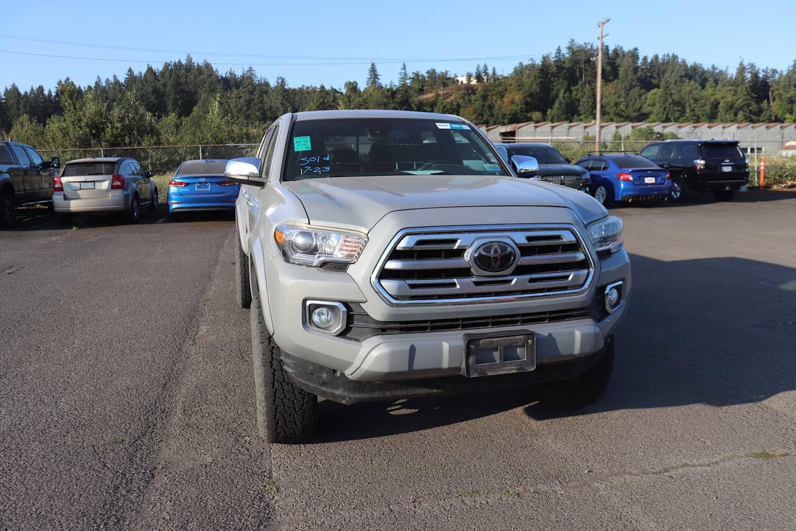 Thumbnail: 2018 Toyota Tacoma - 3