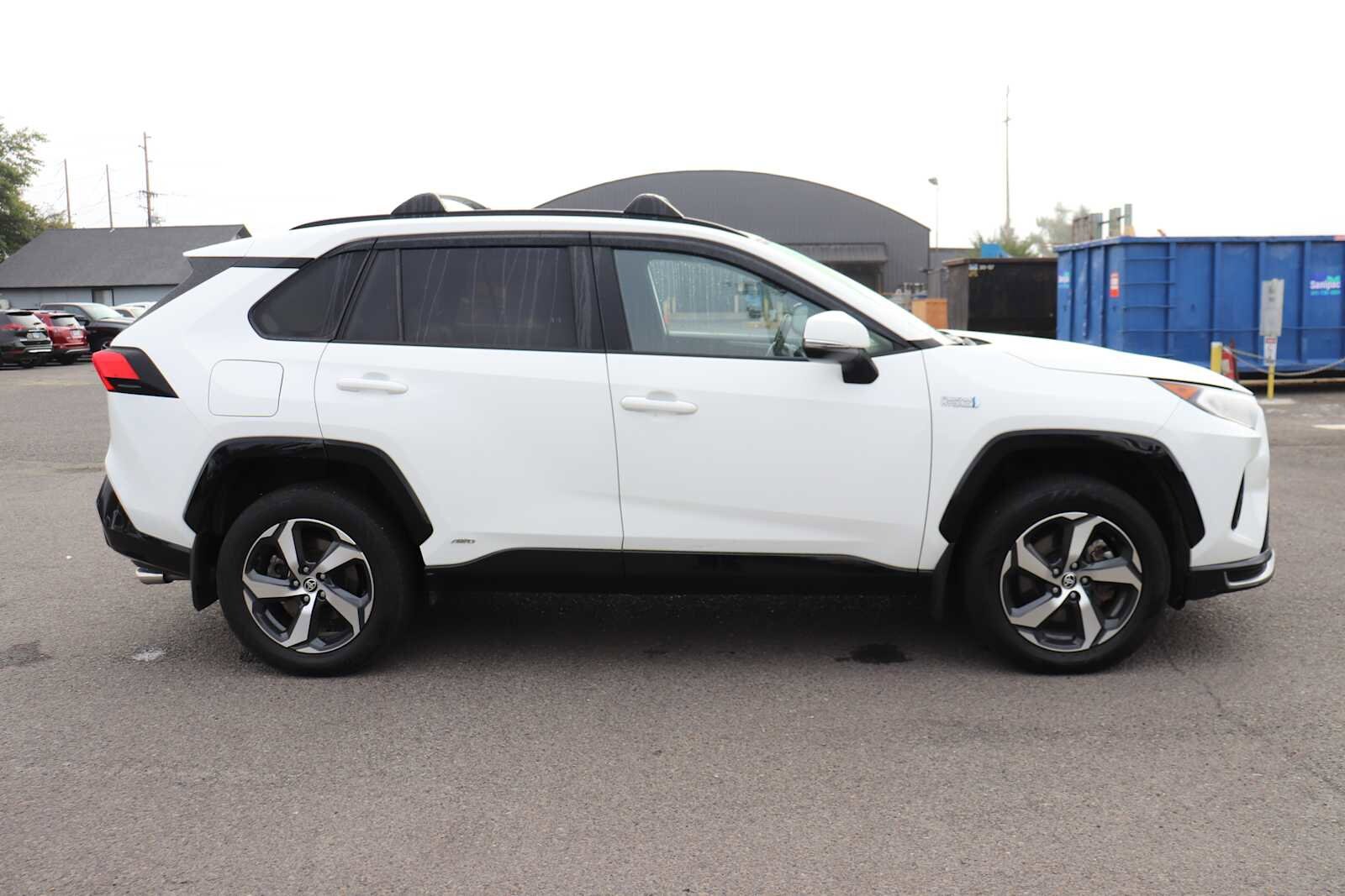 2021 Toyota RAV4 Prime XLE Premium photo 4