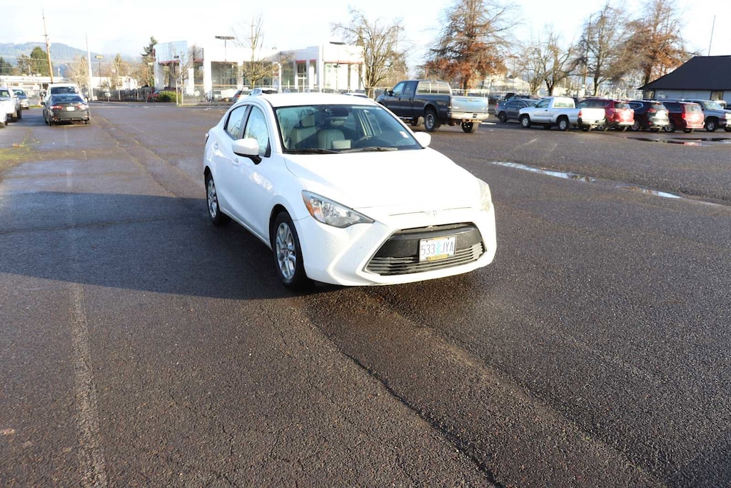Used 2017 Toyota Yaris iA Base Sedan