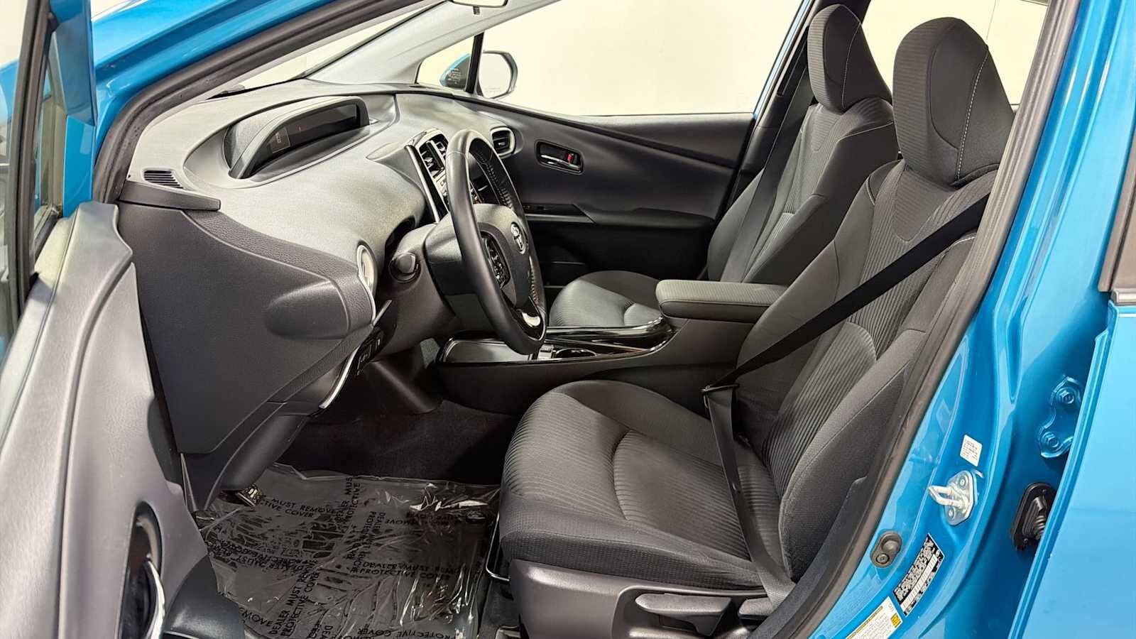 Thumbnail: 2021 Toyota Prius Prime - 13