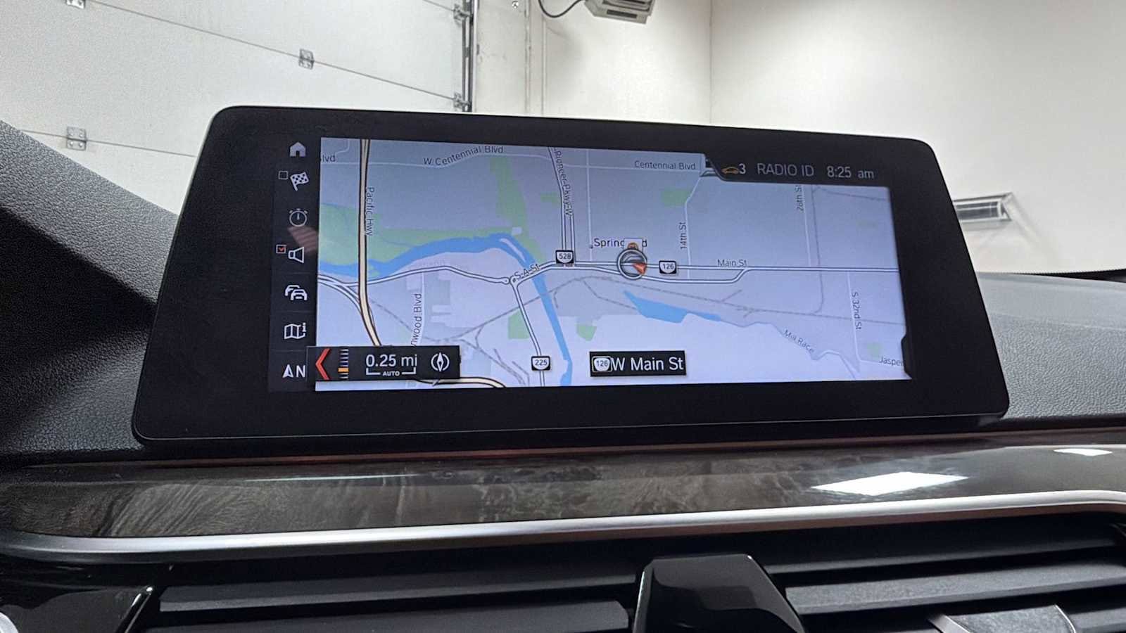 Thumbnail: 2018 BMW 5 Series - 20