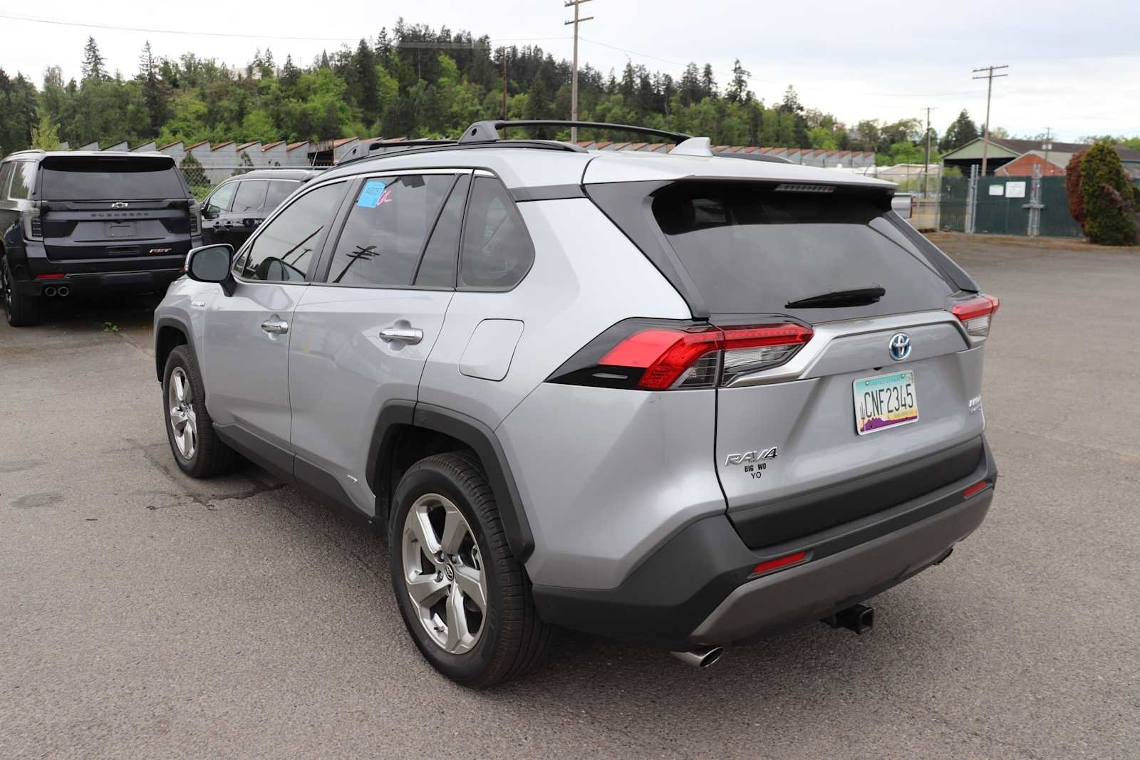 Thumbnail: 2019 Toyota RAV4 - 7