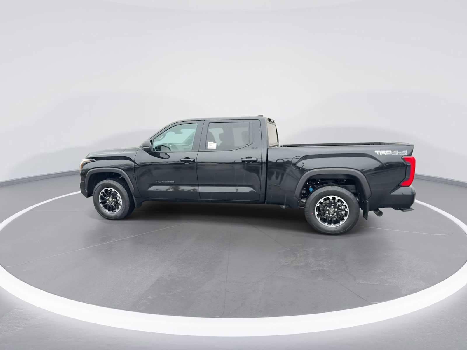 Thumbnail: 2025 Toyota Tundra - 5