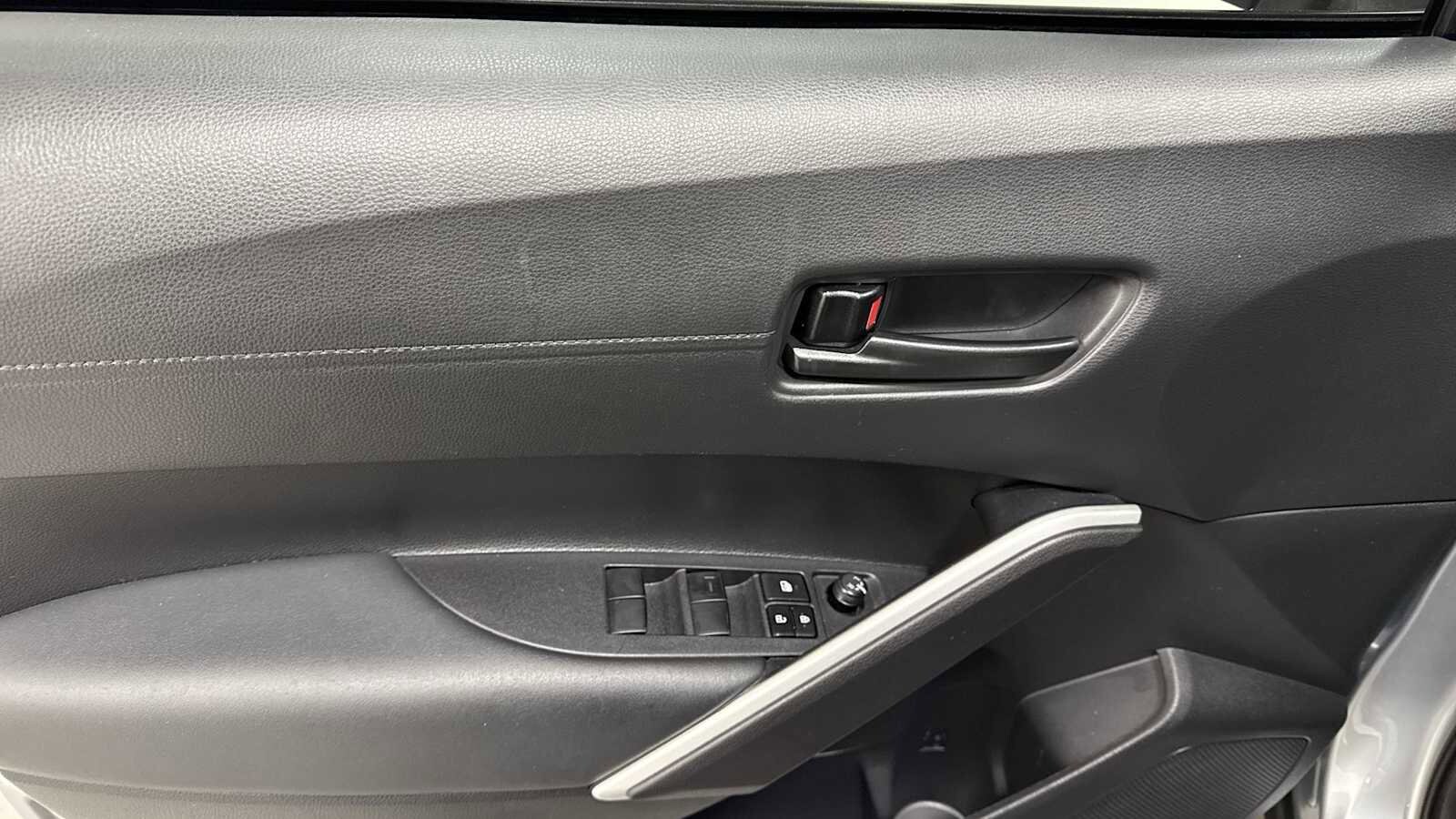 Thumbnail: 2025 Toyota Corolla Cross - 15