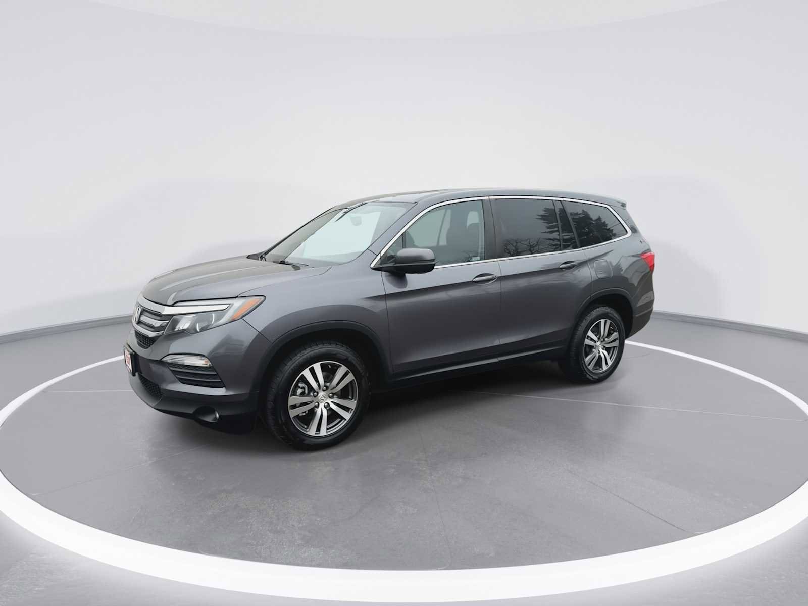 Thumbnail: 2018 Honda Pilot - 4
