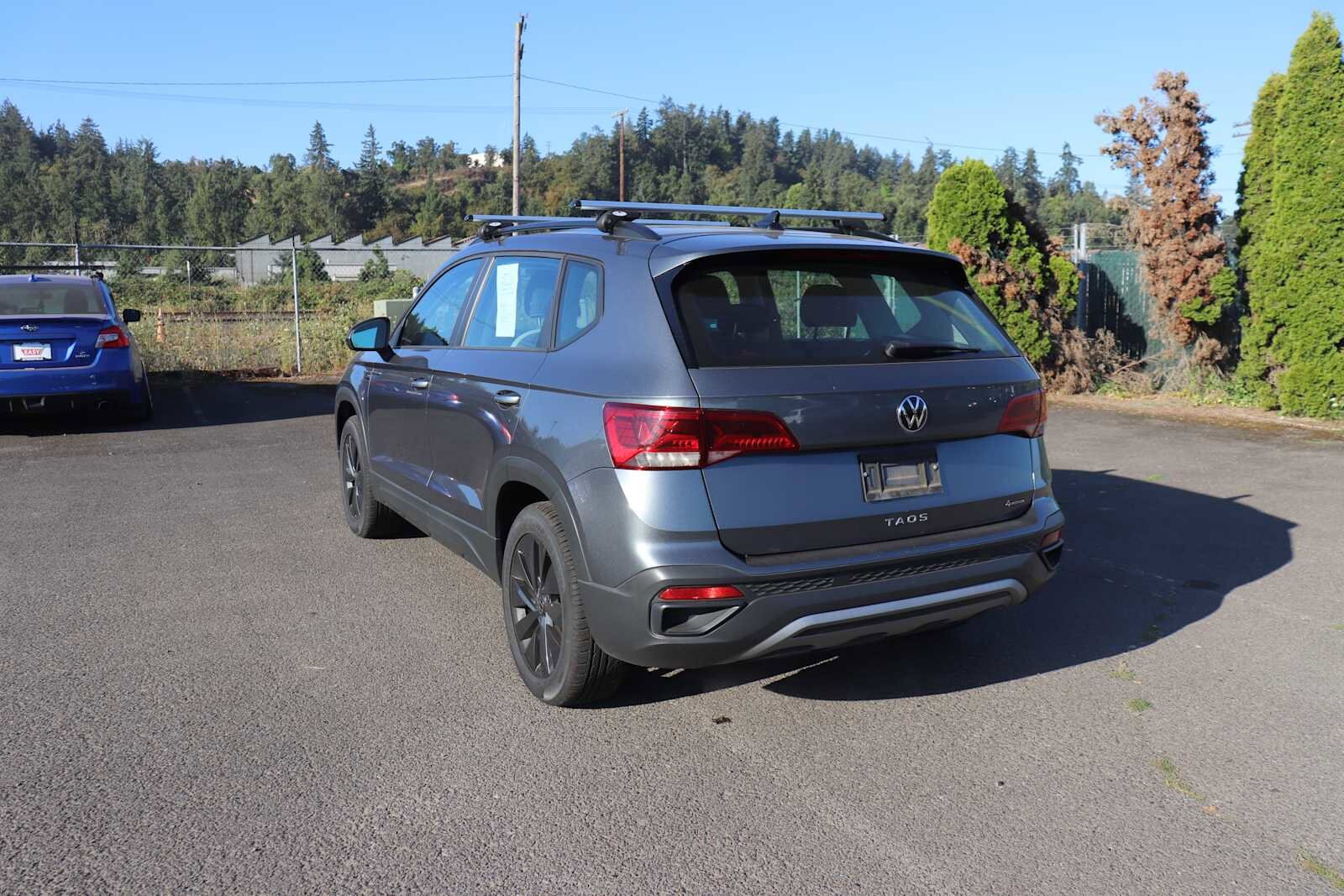 Thumbnail: 2022 Volkswagen Taos - 7
