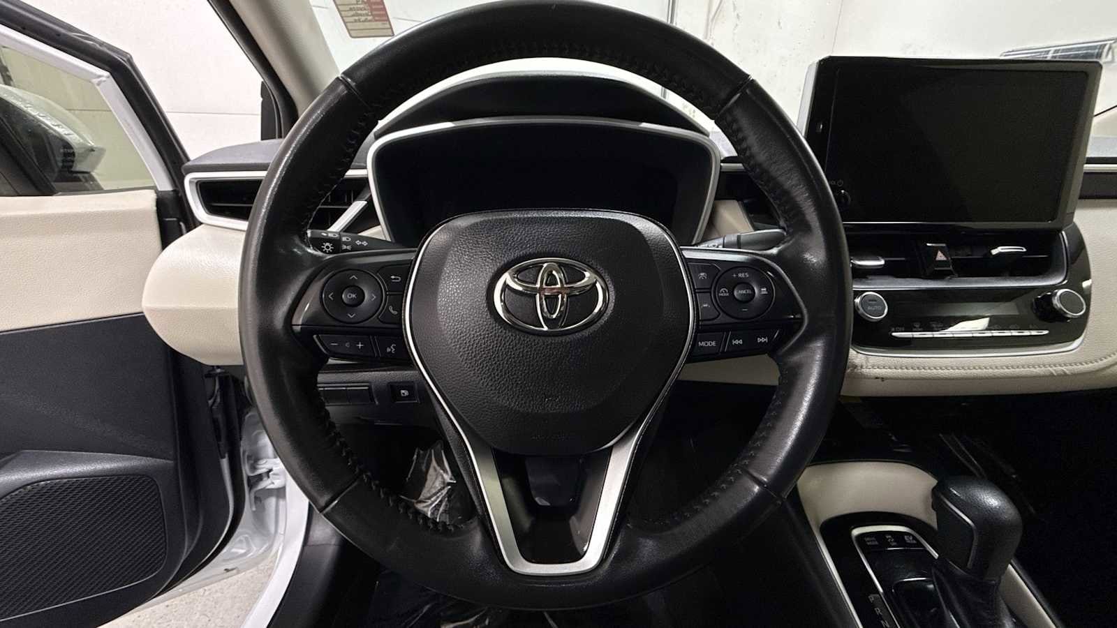 Thumbnail: 2024 Toyota Corolla - 16