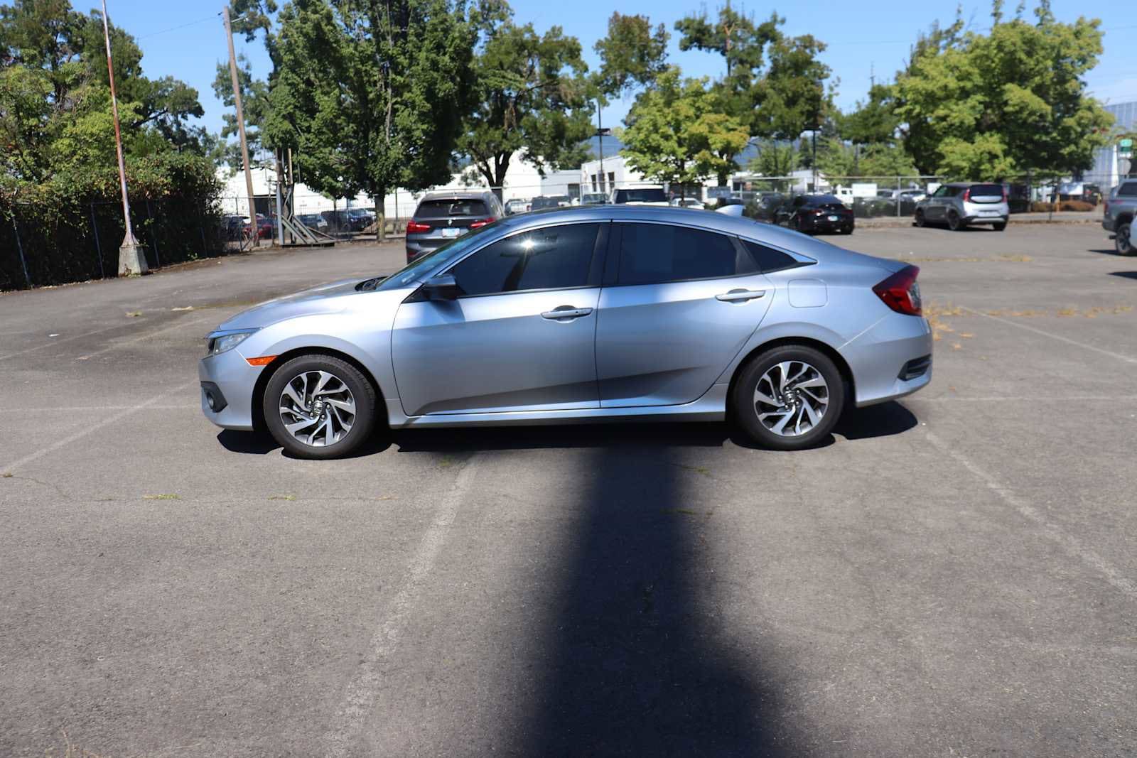 Thumbnail: 2018 Honda Civic - 8